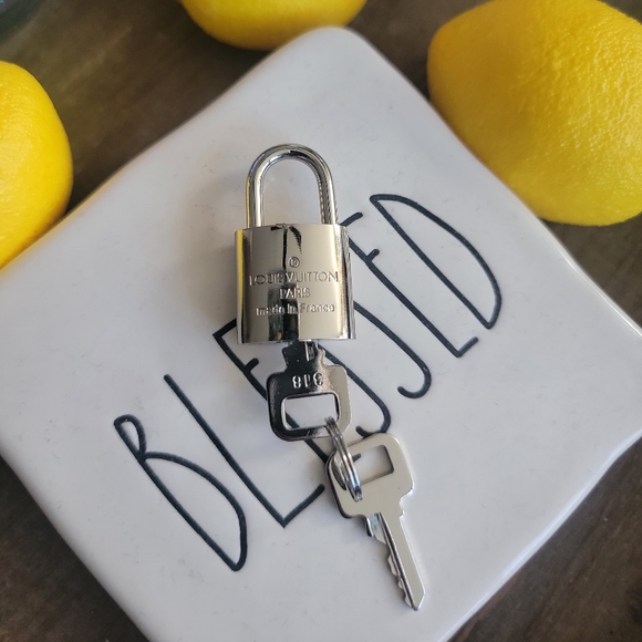 Louis Vuitton Silver Toned Lock and Key - Picture 1 of 5